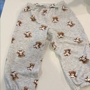 H&M Gray Teddy Bear Print Pants